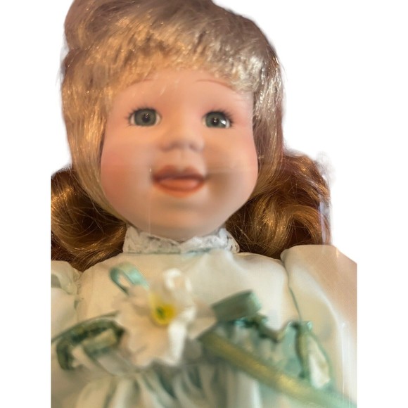 Treasured Memories Young Friends Collection Porcelain Doll Vintage 1991 - Picture 13 of 16